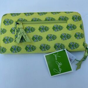 Vera Bradley Lime Citrus Travel Organizer Wallet Green Blue Floral New with Tag